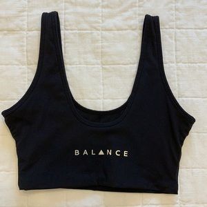 Balance athletica Ascend sports bra